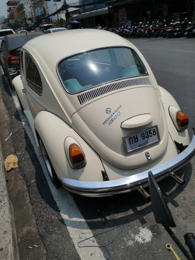 Foto von einem VW-Käfer in Pattaya. Im April des Jahres 2025. Fotograf: Erwin Thomasius.